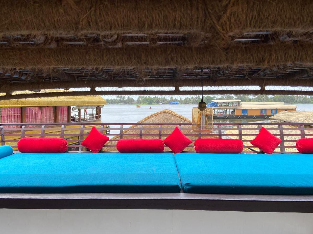 מלון Alappuzha Why Not Houseboat מראה חיצוני תמונה