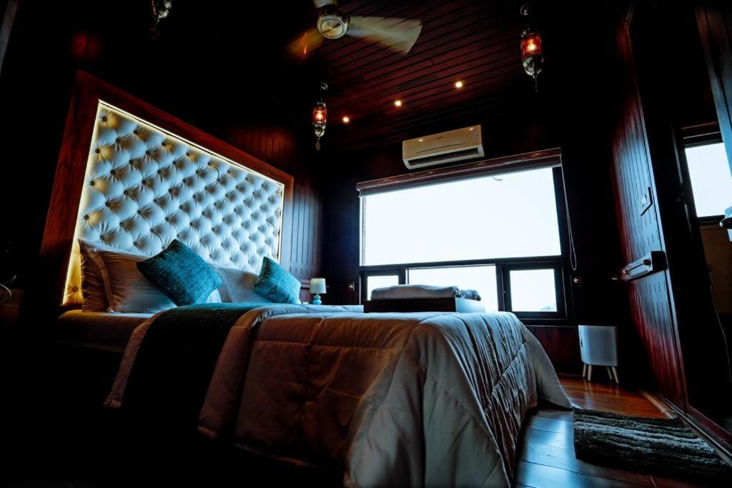 מלון Alappuzha Why Not Houseboat מראה חיצוני תמונה